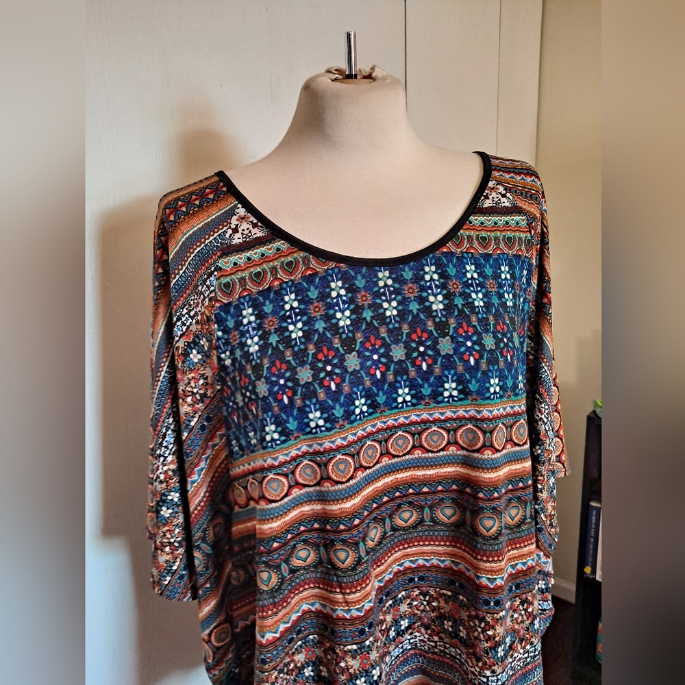 Poncho.🌈 - Picture 3 of 4